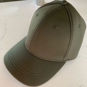 Lululemon Baller hat